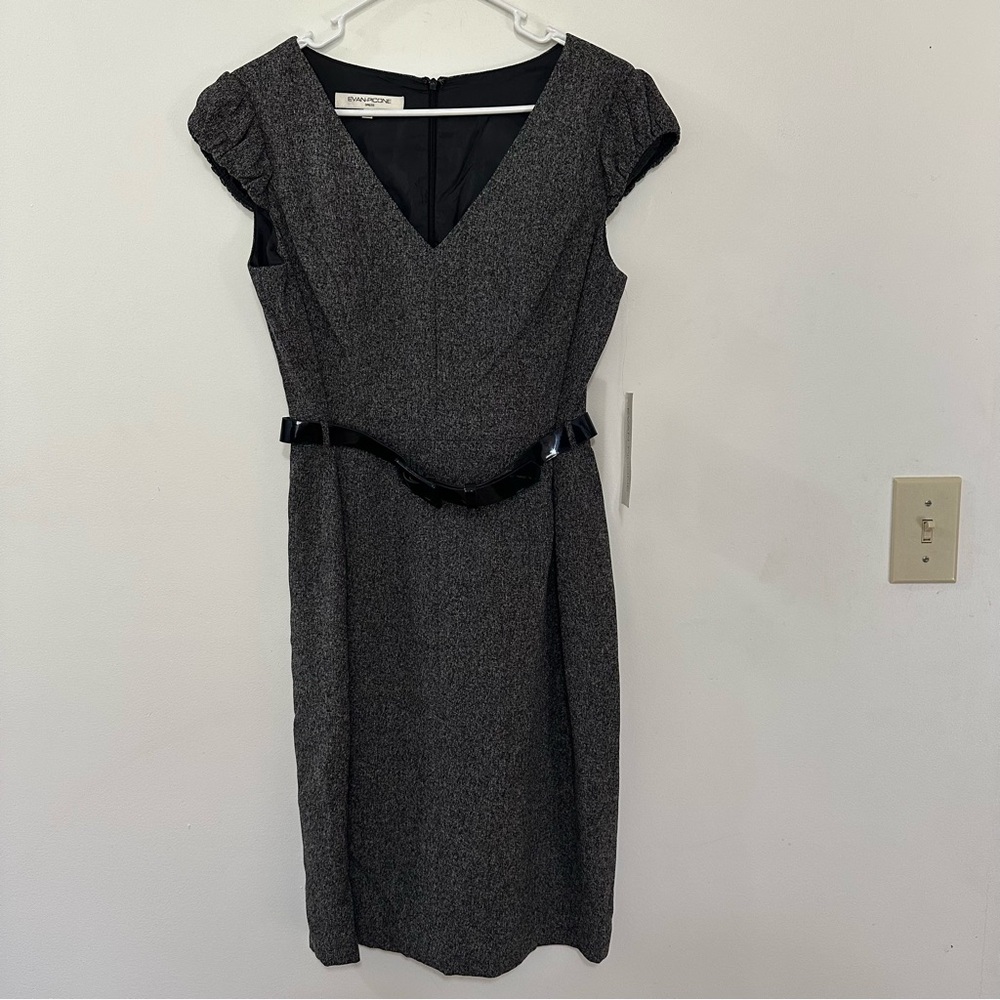 Evan Picone grey pencil shift dress with a black faux leather belt size‎ 8
